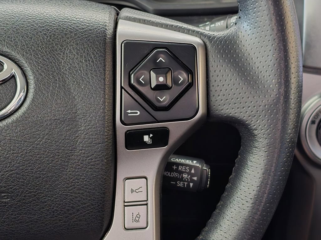 Used 2022 Classic Silver Metallic Toyota SR5 image 13