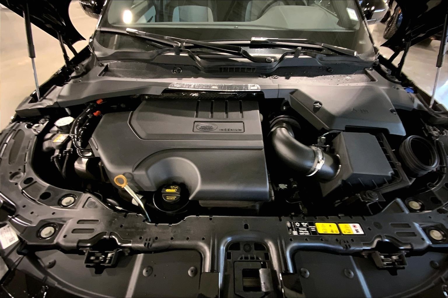 2026 Land Rover Range Rover Evoque Dynamic SE - Photo 16