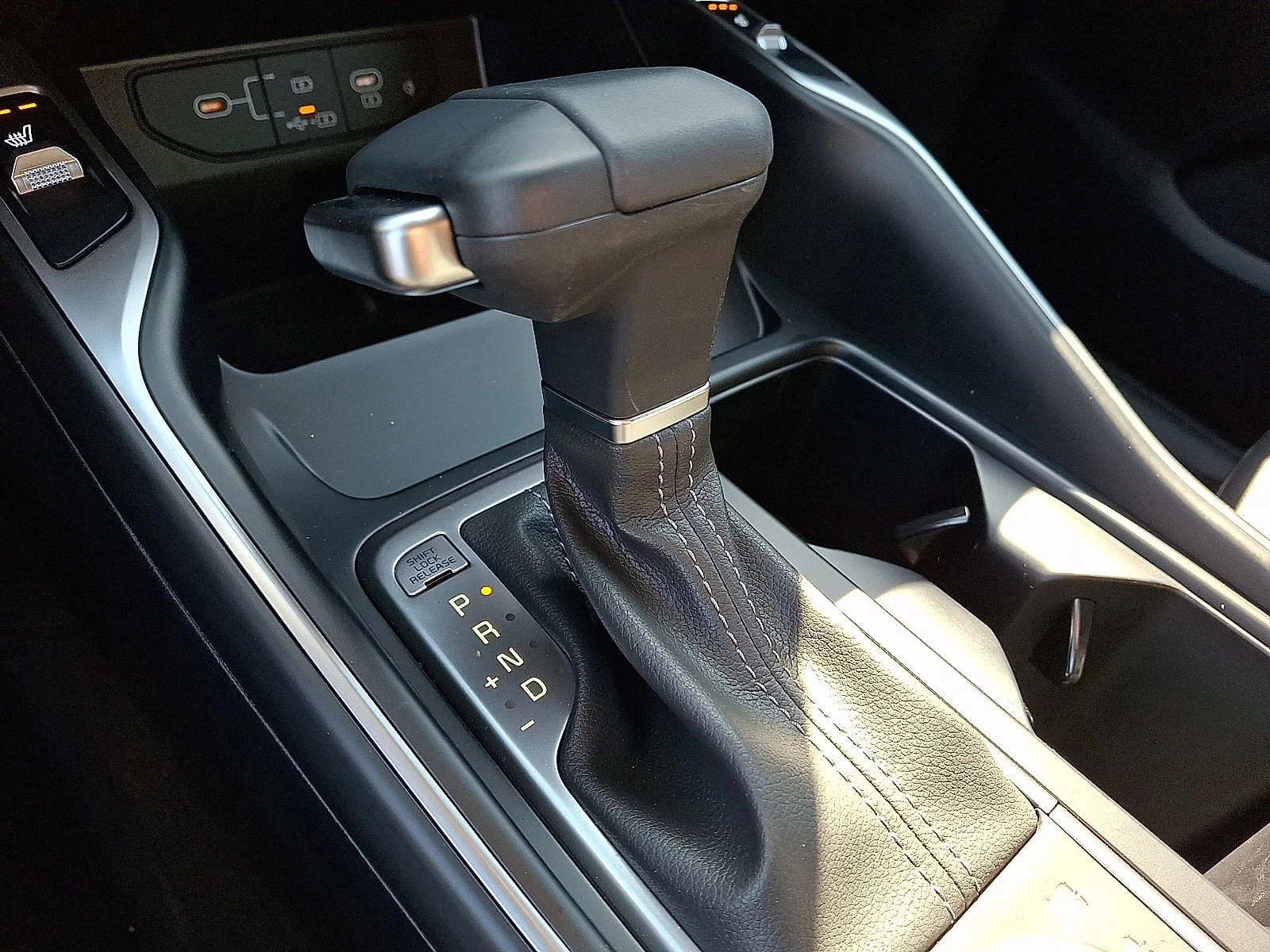 New 2026 Ebony Black Kia S image 10