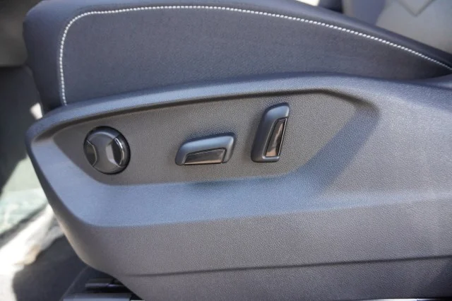 2026 Volkswagen Atlas SE w/Tech - Photo 20