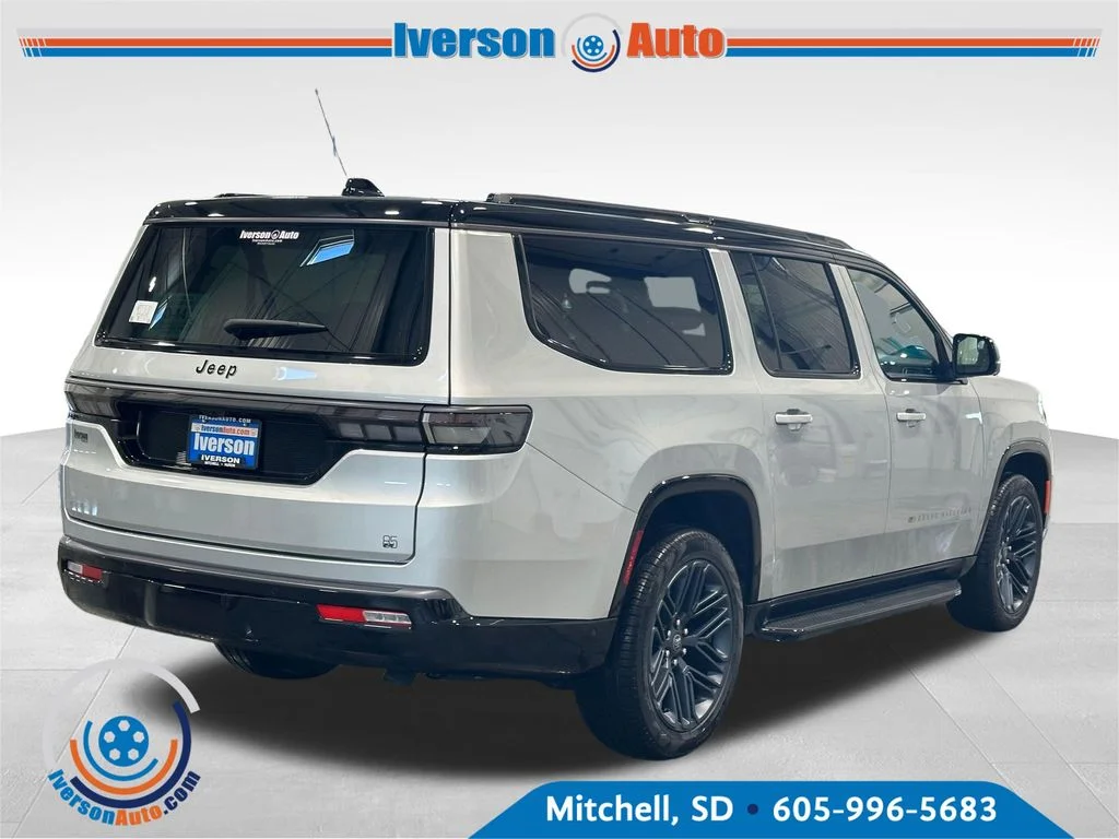 New 2026 Silver Jeep  image 14