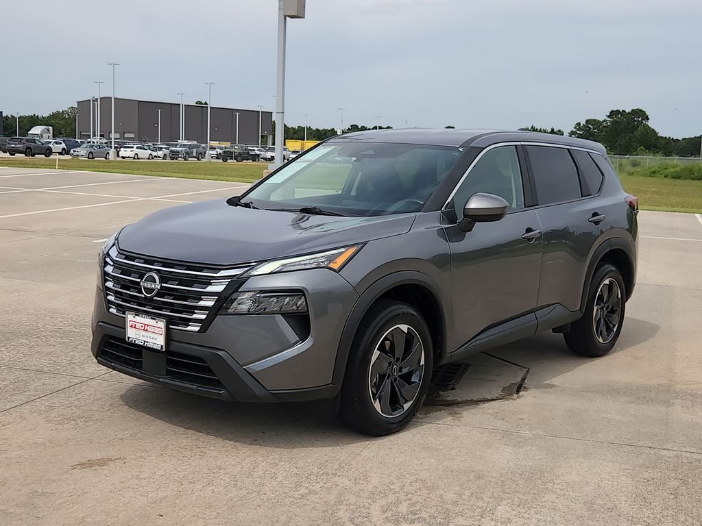 Used 2025 Gray Nissan SV AWD image 9