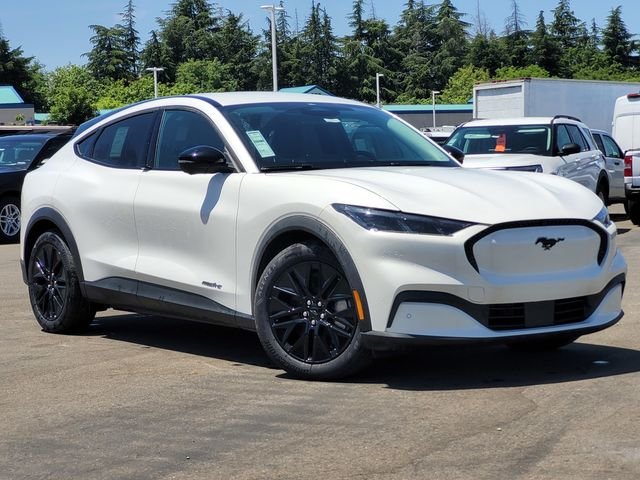 2026 Ford Mustang Mach-e SELECT RWD