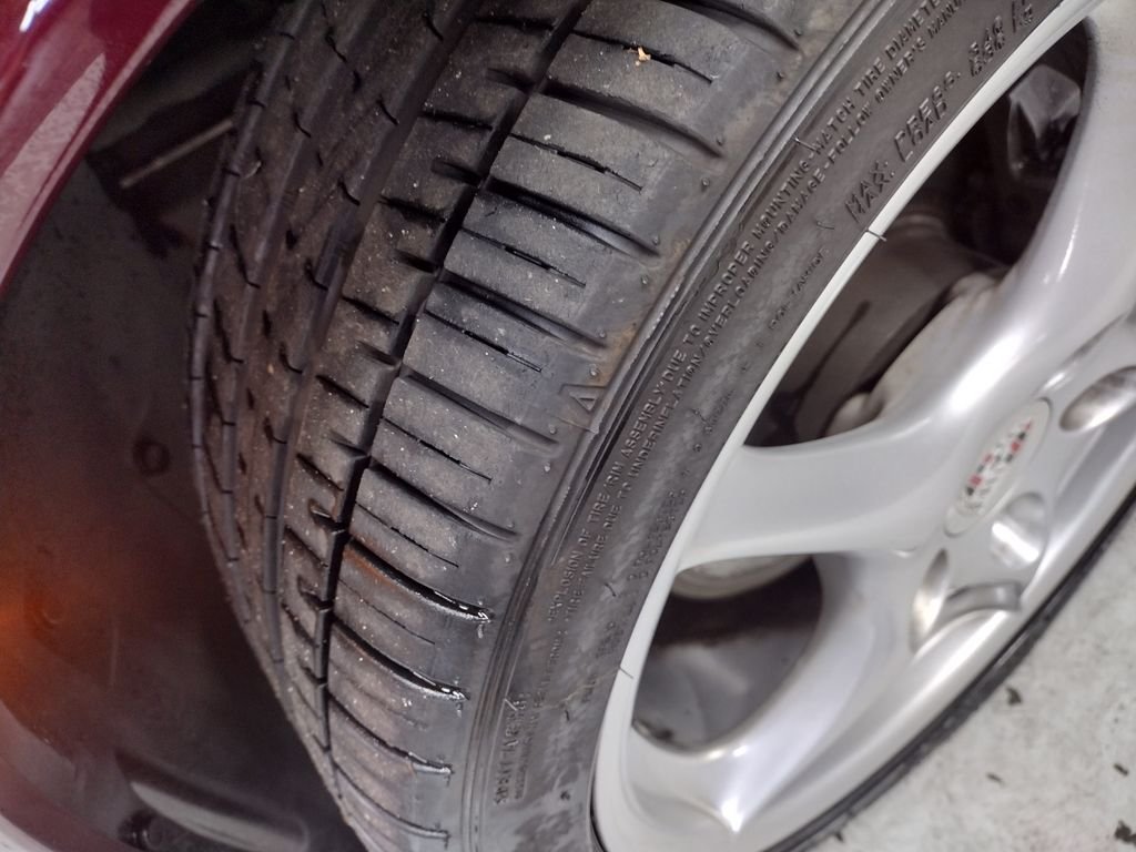 Used 2004  Porsche Base image 7
