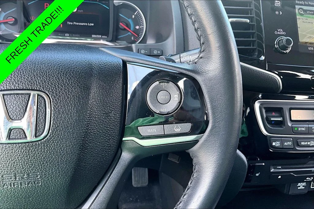 Used 2022  Honda Touring image 12