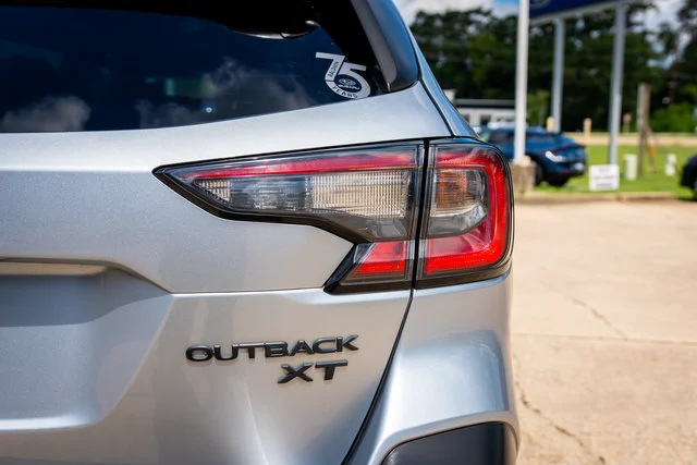 Certified Used 2021 Ice Silver Metallic Subaru Onyx Edition XT image 17
