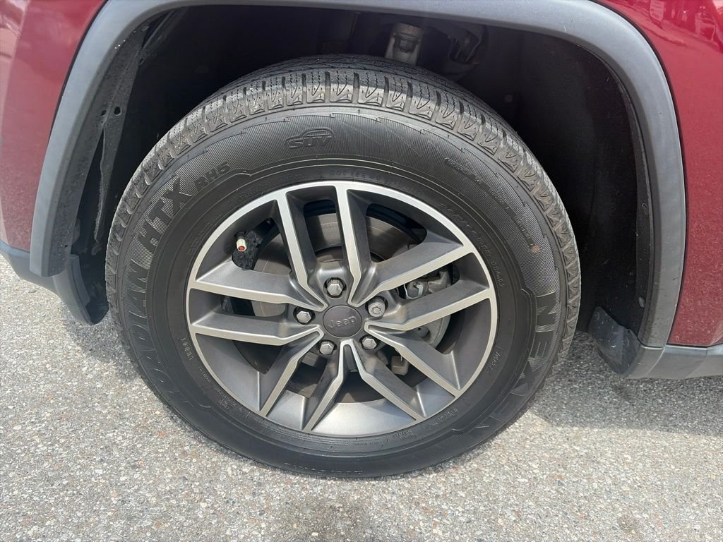Used 2020 Red Jeep Limited image 11
