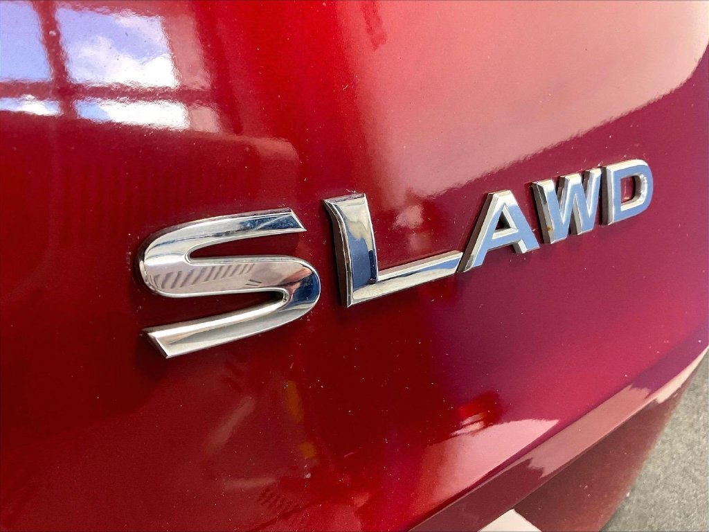 Used 2023 Red Nissan SL image 30