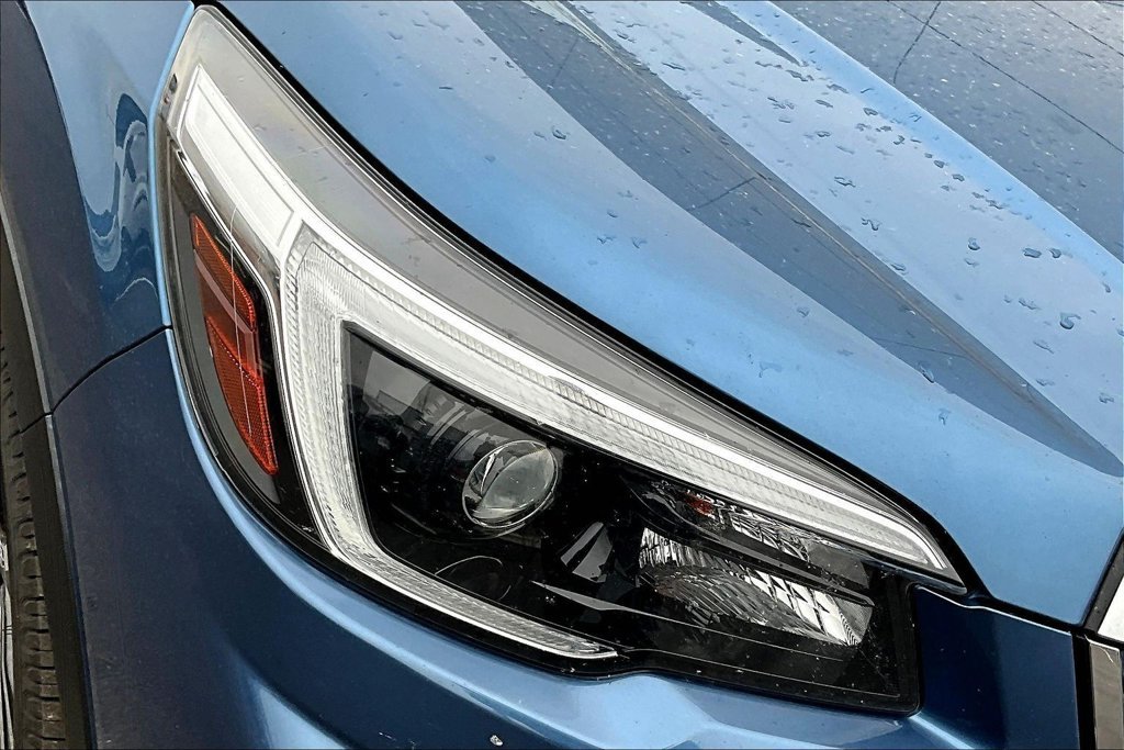 Used 2021 Blue Subaru Limited image 33