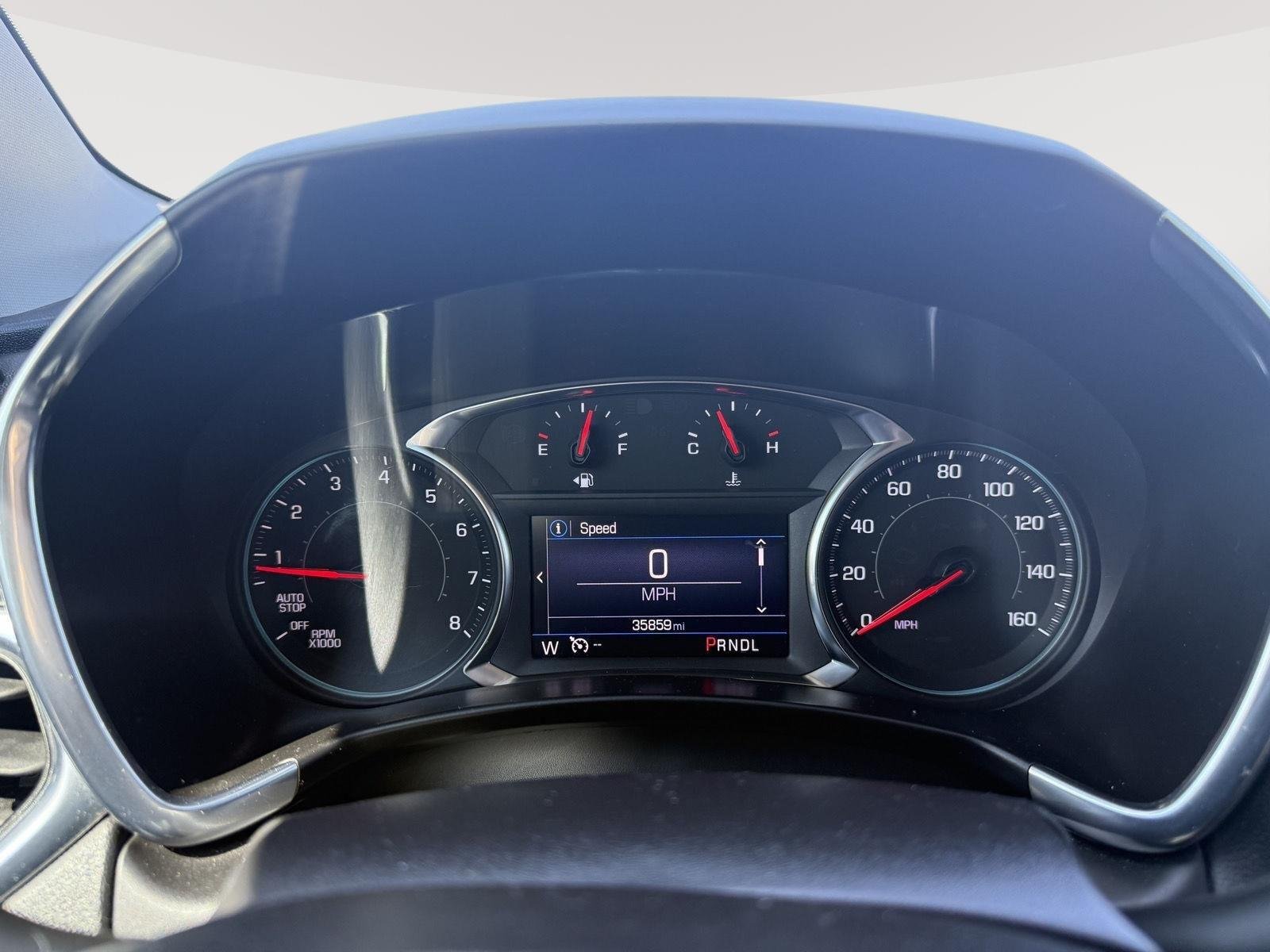 Used 2022 Summit White Chevrolet LT image 15