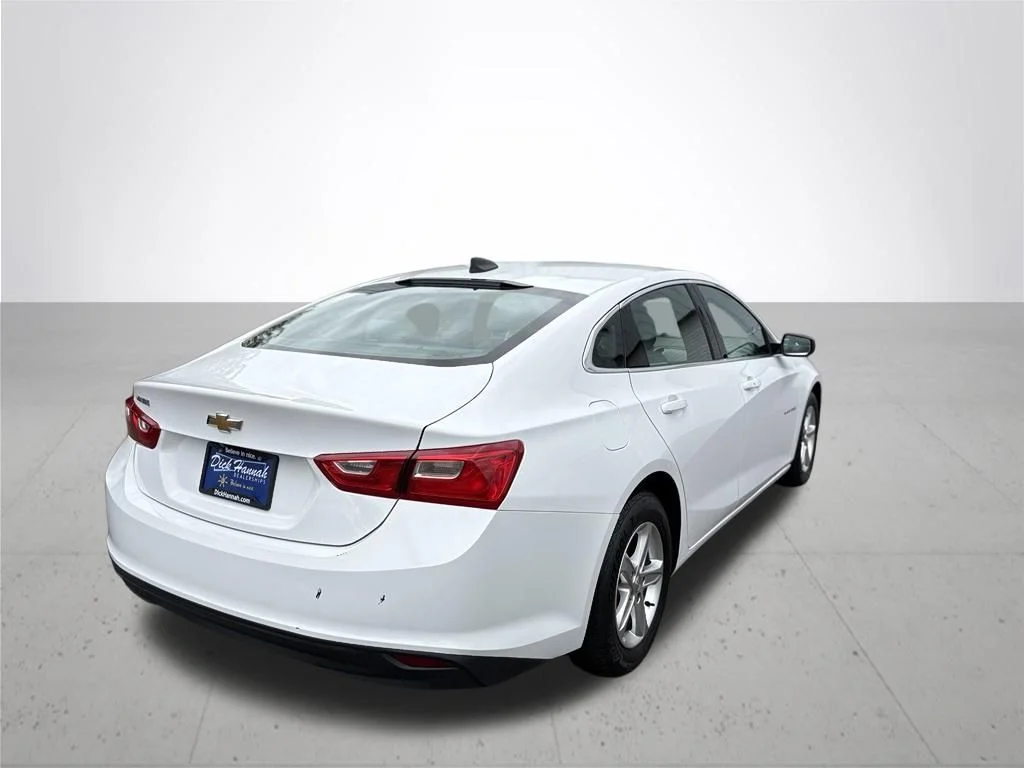 Used 2020 White Chevrolet LS image 3