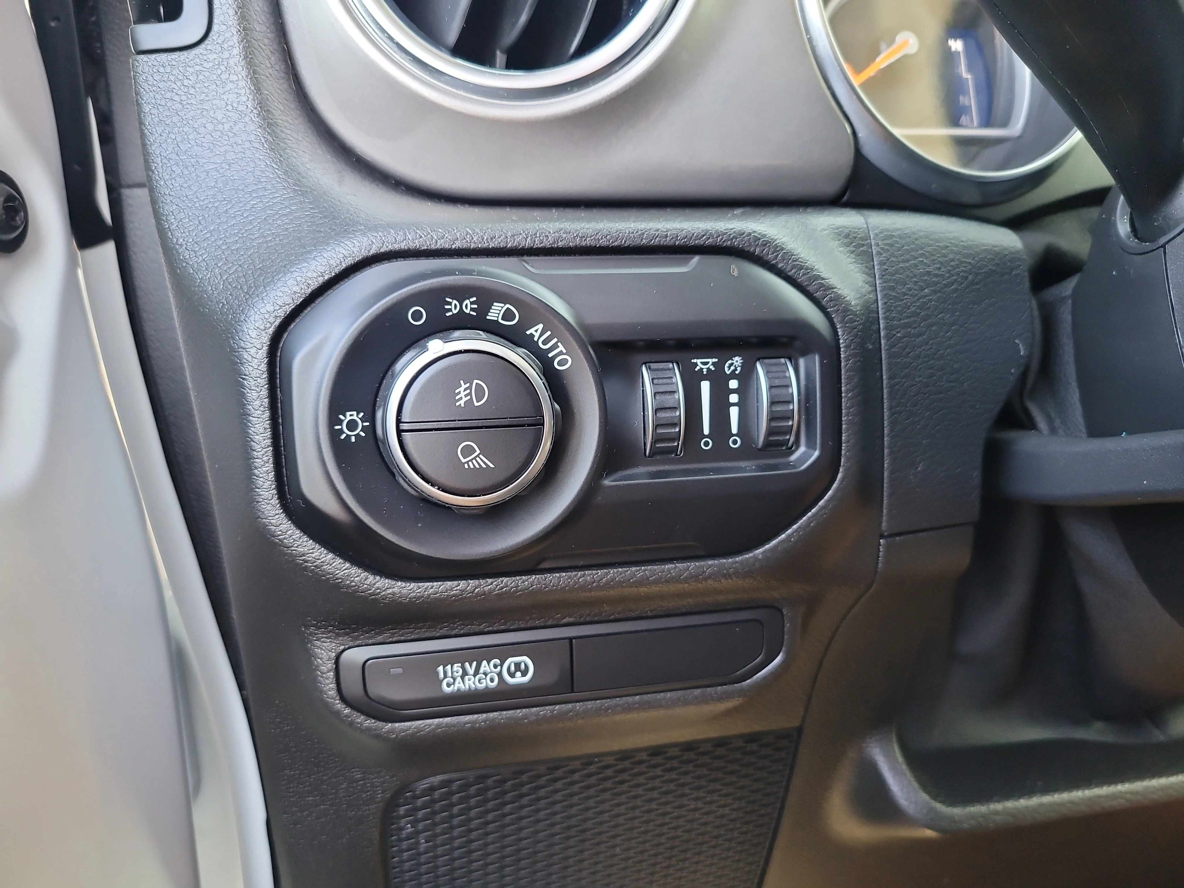 Used 2021 Bright White Clearcoat Jeep Overland image 31