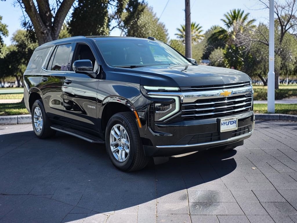 2025 Chevrolet Tahoe LT - Photo 4
