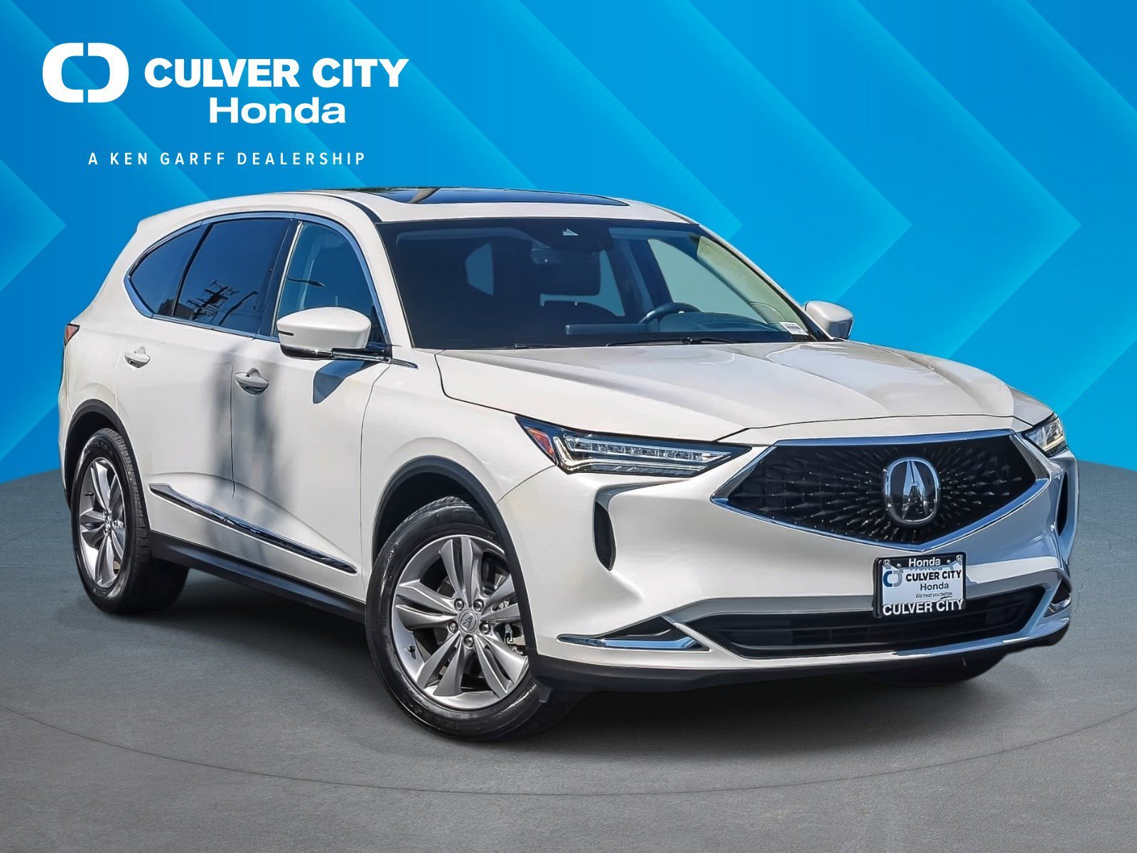 2023 Acura MDX SH-AWD's photo