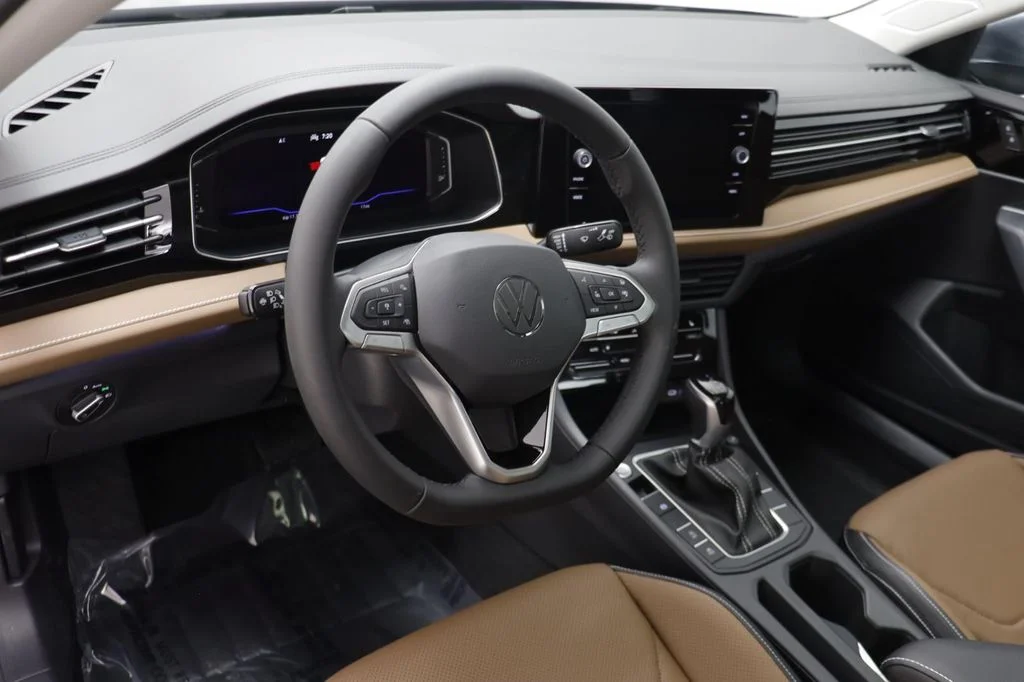 New 2026 Platinum Gray Volkswagen 1.5T SEL image 7