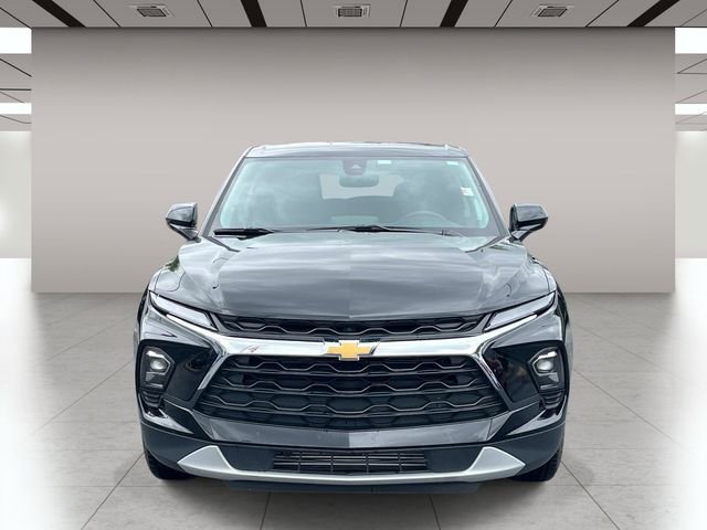 Used 2025 Black Chevrolet LT image 9
