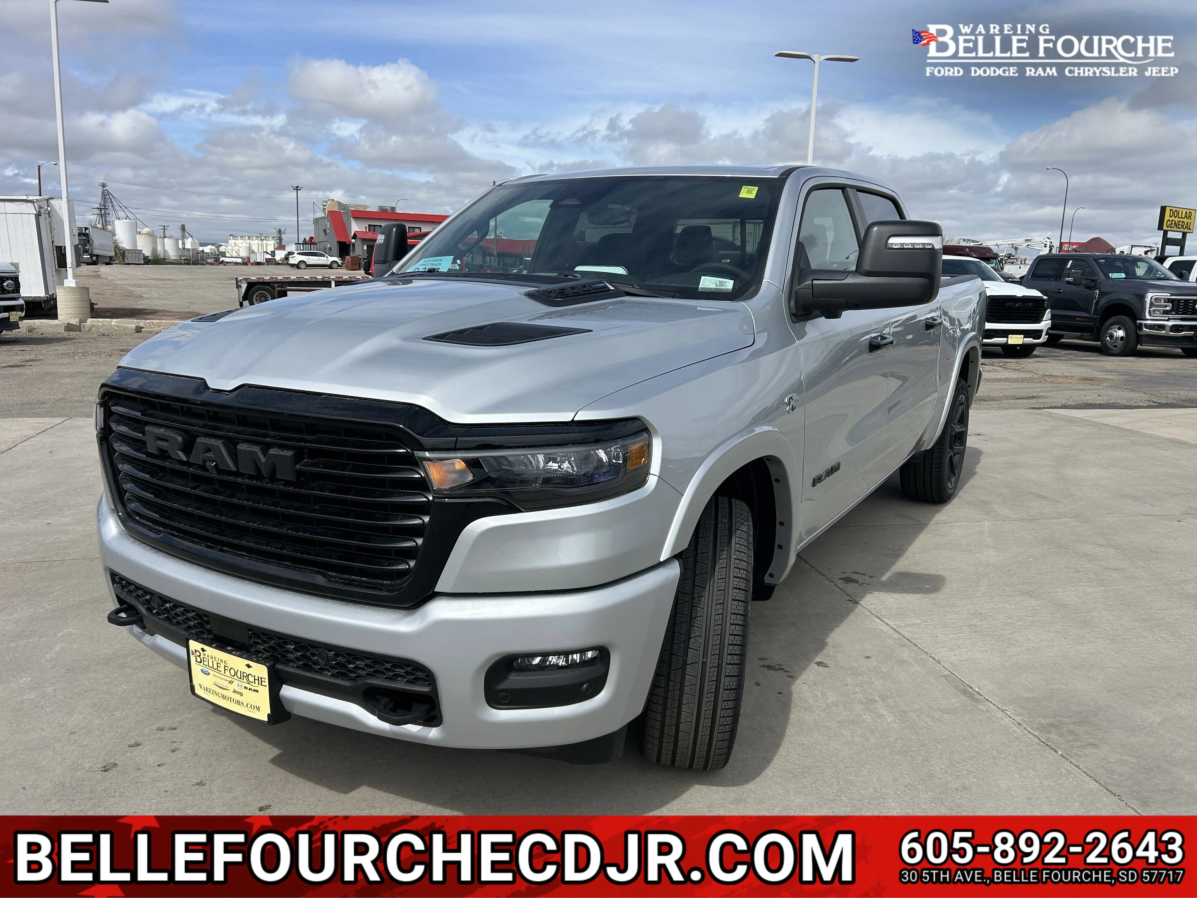 2026 RAM 1500 Laramie 4x4 Crew Cab 5'7's photo