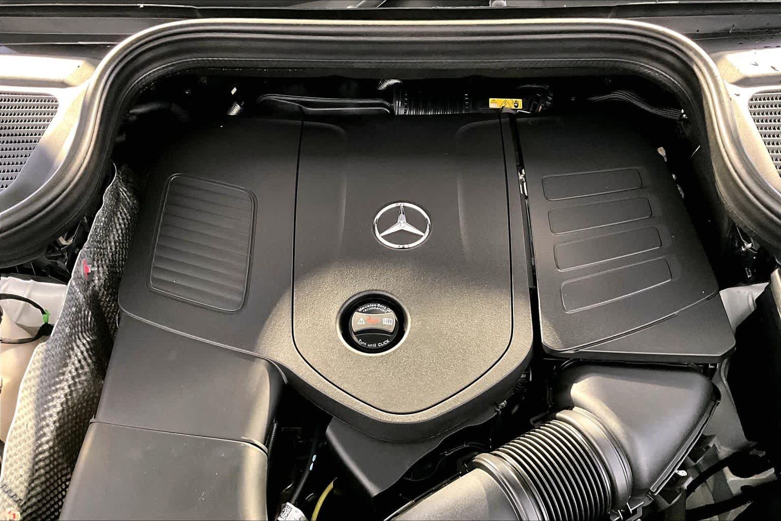 Certified Used 2026 Polar White Mercedes-Benz GLE 350 image 31