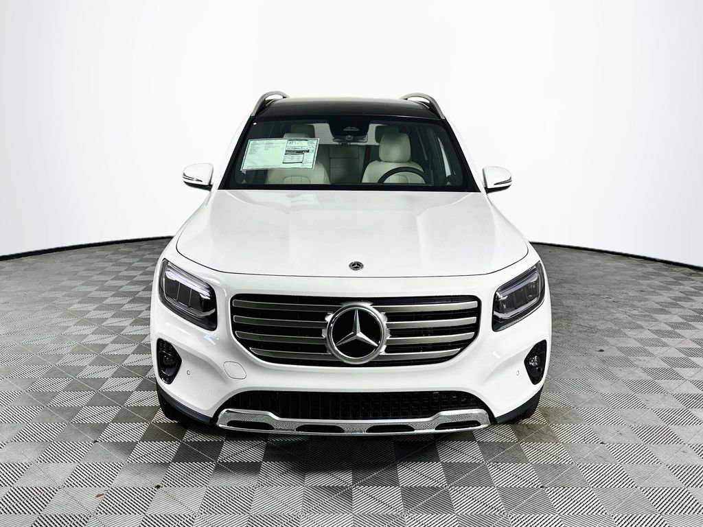 New 2026 Polar White Mercedes-Benz GLB 250 image 2