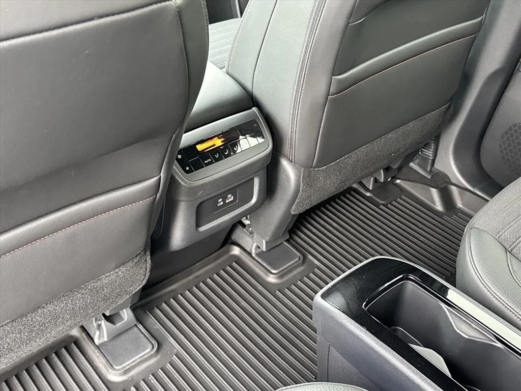 2025 Nissan Pathfinder Rock Creek - Photo 17