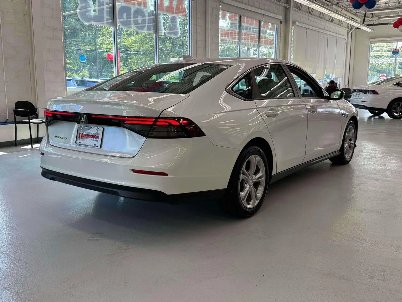 2023 Honda Accord LX - Photo 8