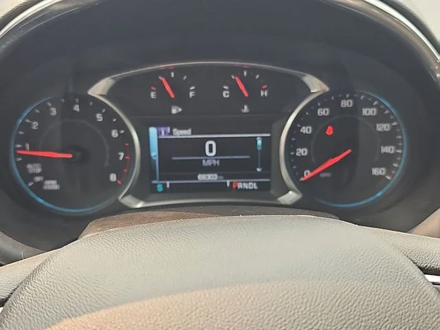Used 2017 Silver Chevrolet LT image 12