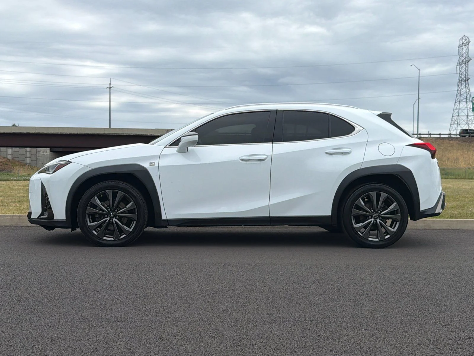 Used 2019 White Lexus 200 F SPORT image 6