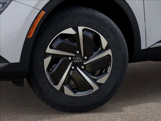 2025 Kia Sportage LX Hybrid - Photo 9