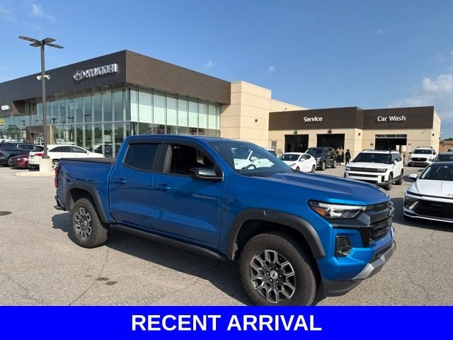 Used 2023 Blue Chevrolet Z71 image 36
