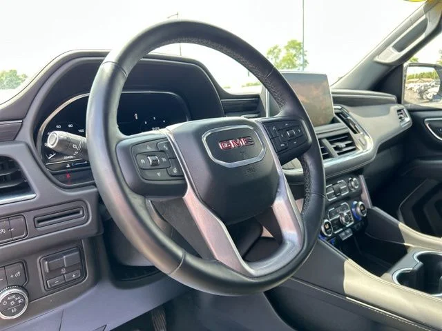2024 GMC Yukon XL SLT - Photo 38