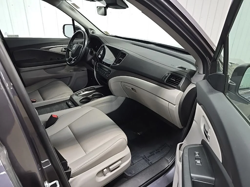 Used 2022 Gray Honda EX-L image 16
