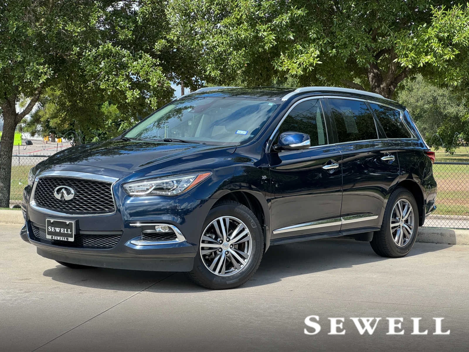 2020 INFINITI QX60 LUXE