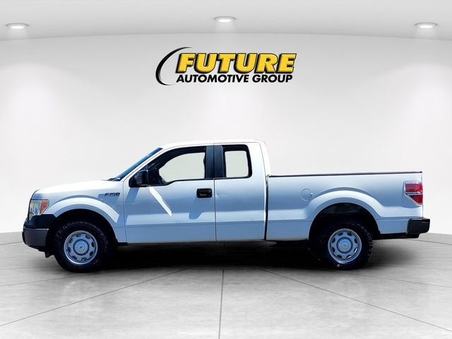 Used 2013 White Ford XL image 7