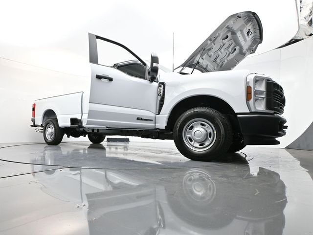 2026 Ford F-350 Super Duty XL - Photo 34