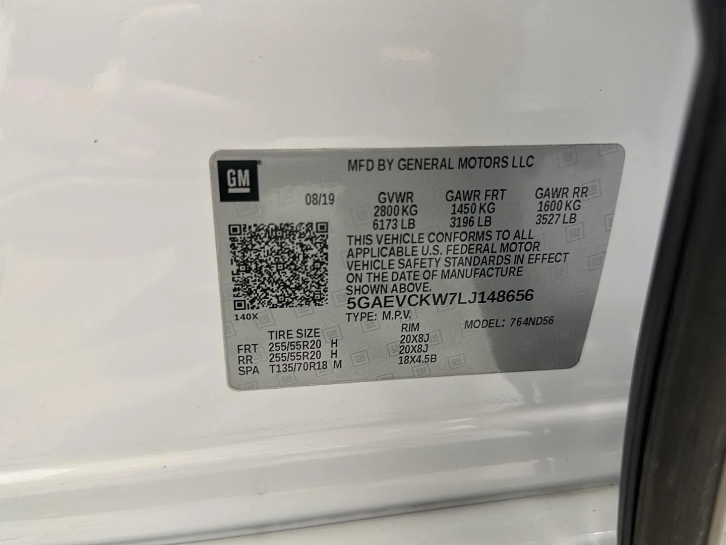 Used 2020 WHITE FROST TRICOAT Buick Avenir image 27