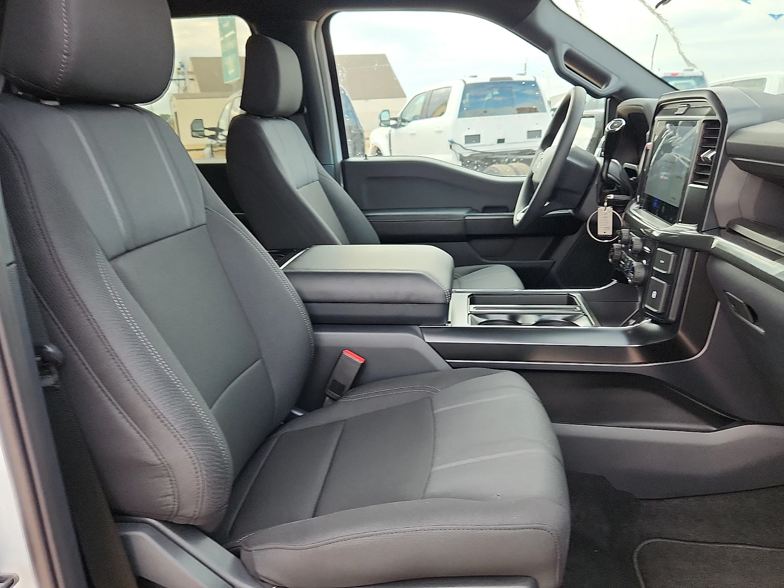 New 2026 Oxford White Ford STX image 20