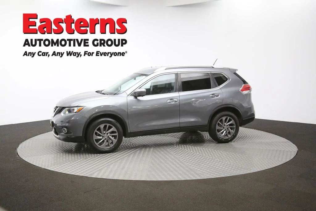 Used 2016 Gray Nissan SL image 56