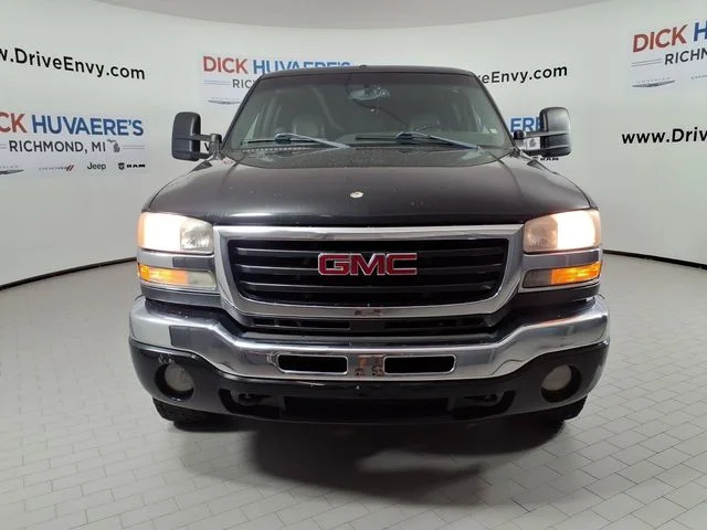 Used 2006 GMC Sierra 3500 SLT with VIN 1GTHC33D46F209287 for sale in Richmond, MI