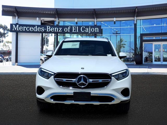 New 2026 Polar White Mercedes-Benz 300 image 2