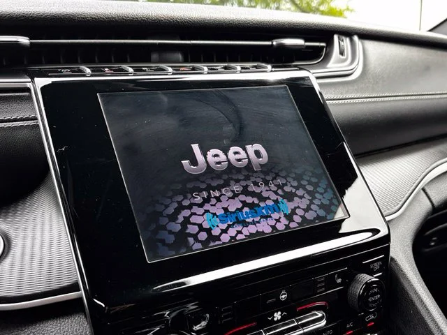Used 2024 White Jeep Altitude image 13