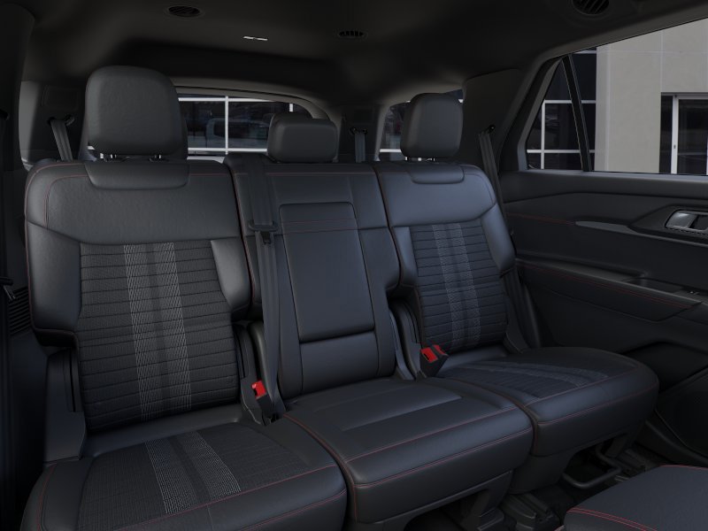 New 2026 Star White Metallic Tri-Coat Ford ST-Line image 11