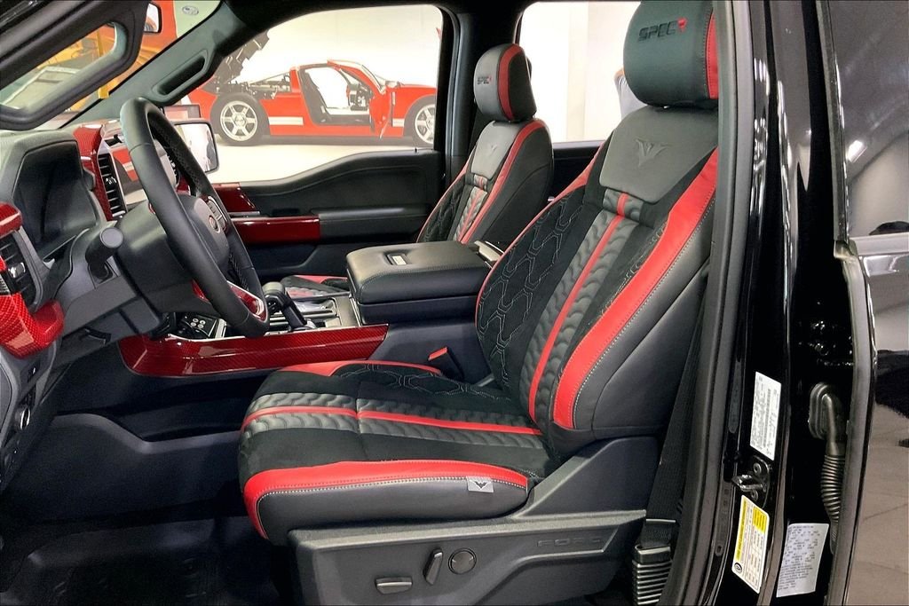 2025 Ford F-150 XLT - Photo 7