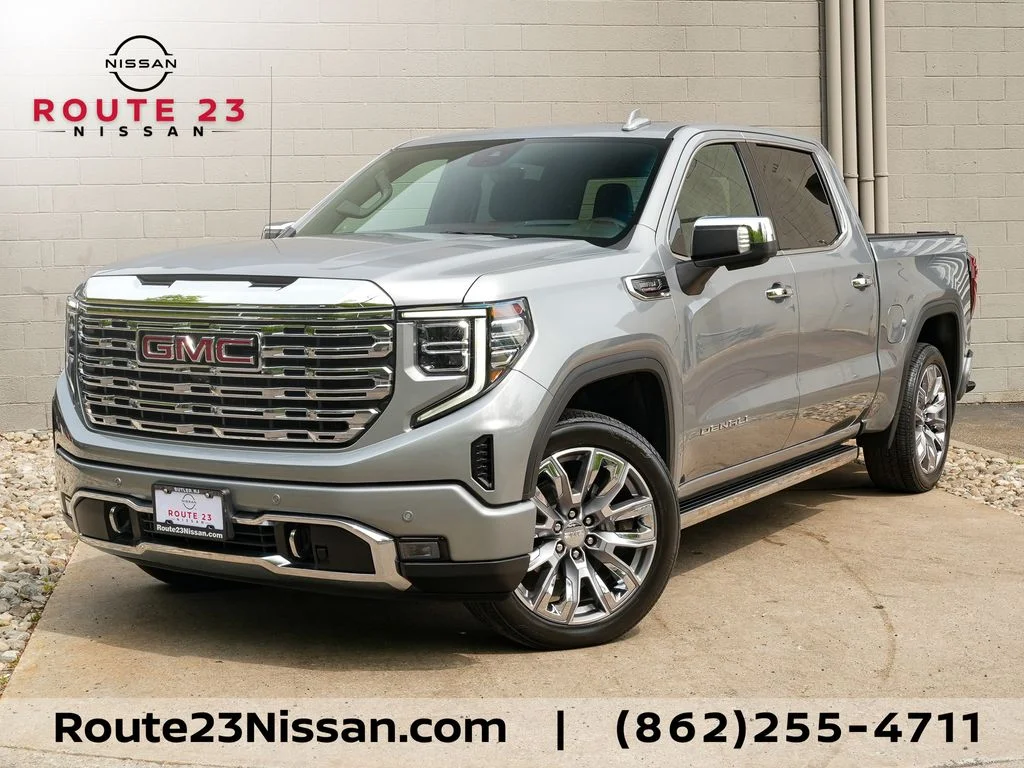 2024 GMC Sierra 4WD Crew Cab Short Box Denali's photo