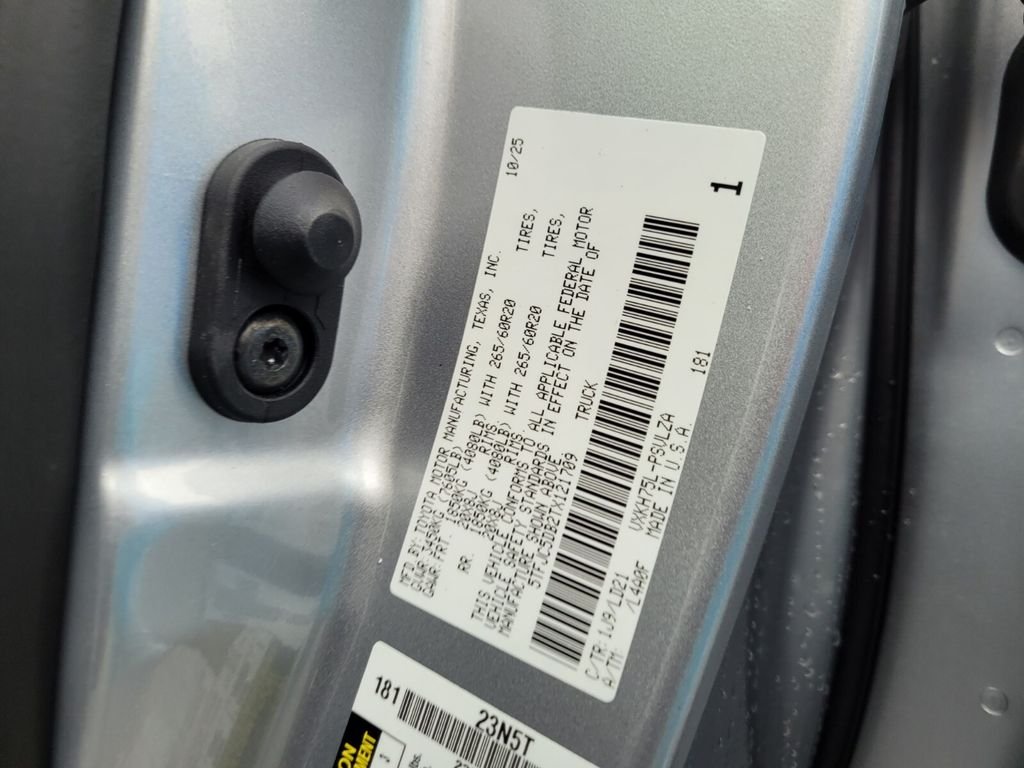 2026 Toyota Tundra Limited - Photo 16