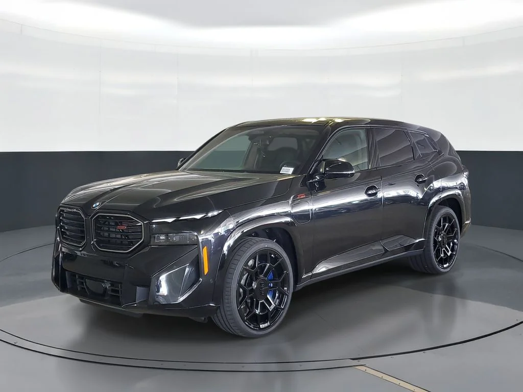 2026 BMW XM