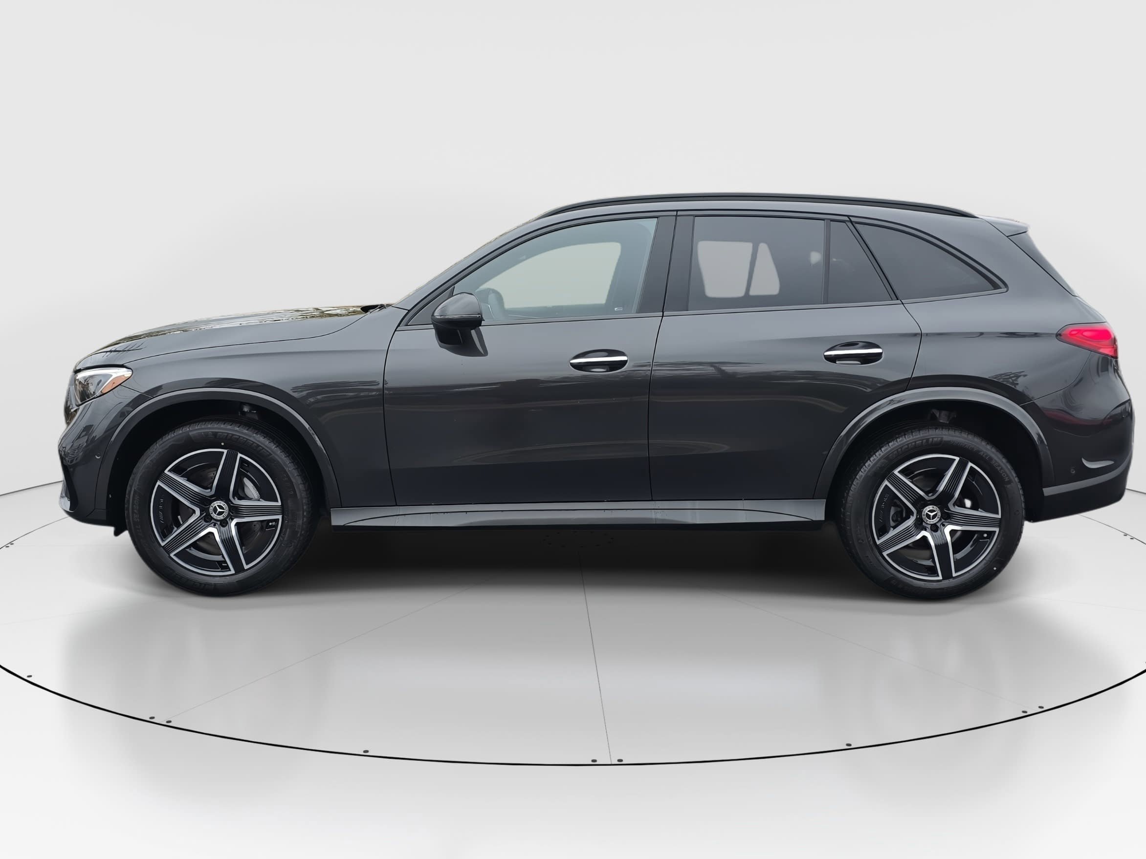 New 2026 Graphite Grey Metallic Mercedes-Benz GLC300 image 8