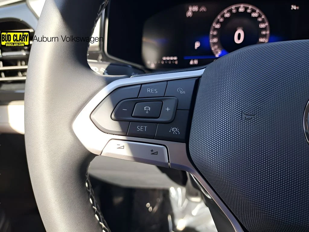 New 2025 Black Volkswagen 1.5T S image 32