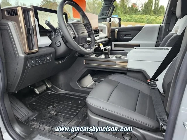 New 2025 Meteorite Metallic (Grey) GMC 2X image 4
