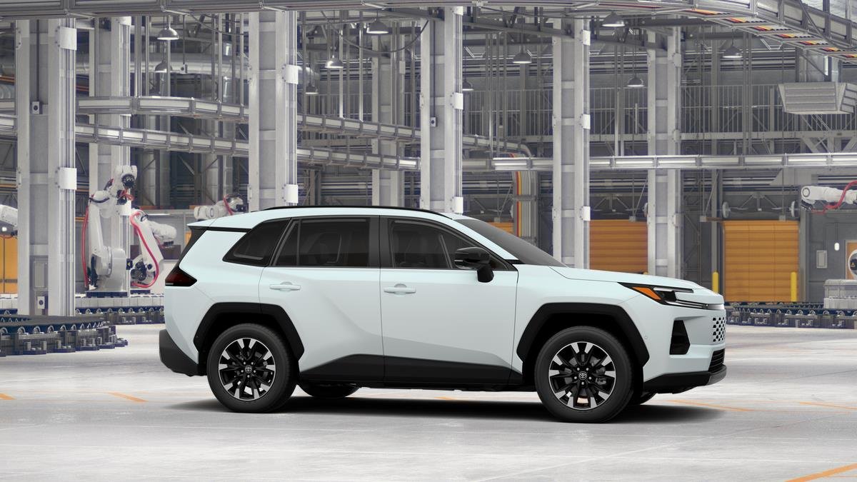 New 2026 Wind Chill Pearl <sup>1</sup> Toyota  Limited image 15