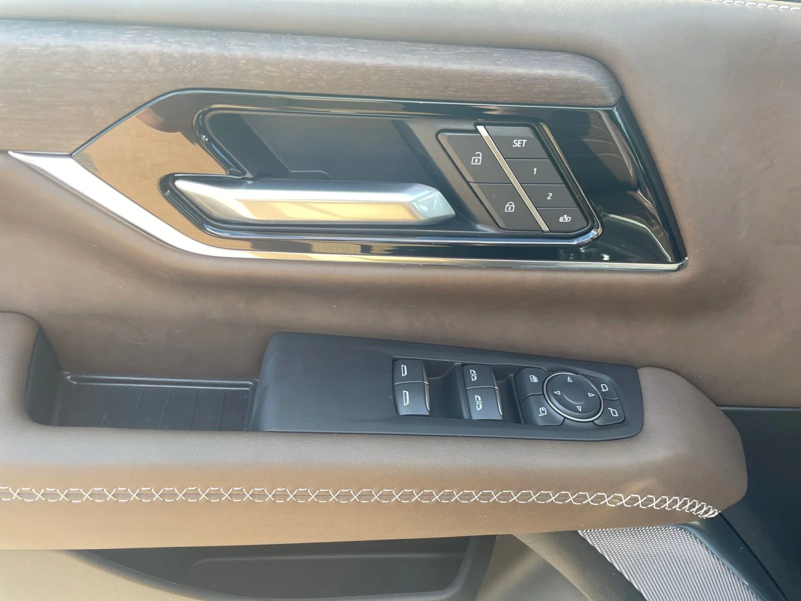 New 2026 Onyx Black GMC Denali Ultimate image 18